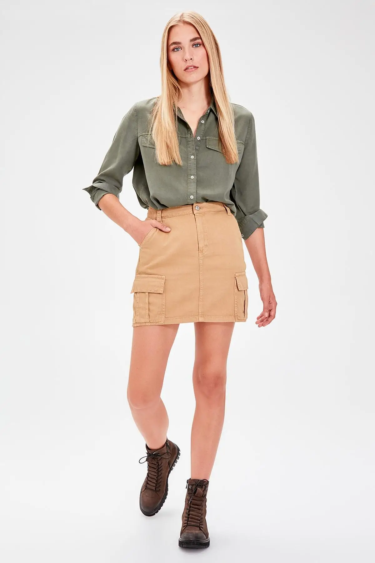 Trendyol Camel Мобильная детальная джинсовая юбка TWOAW20ET0148