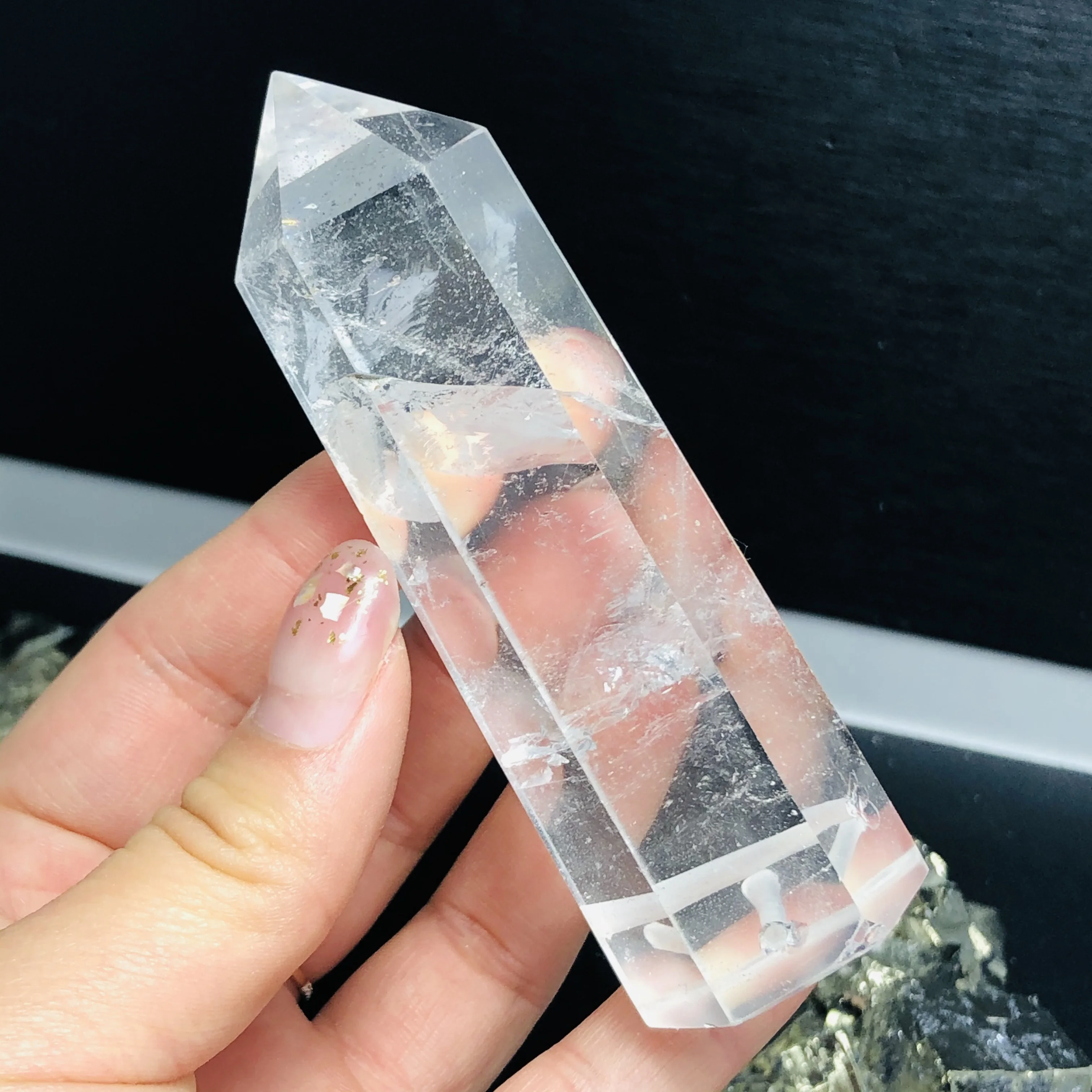Natural fluorite crystal healing POINT meditation