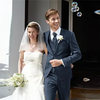 

Latest Mens Formal Suits Peaked Lapel Slim Fitted Grooms Tuxedos 3Pieces Men Business Suit 2020 (Jacket+Pants+Vest)