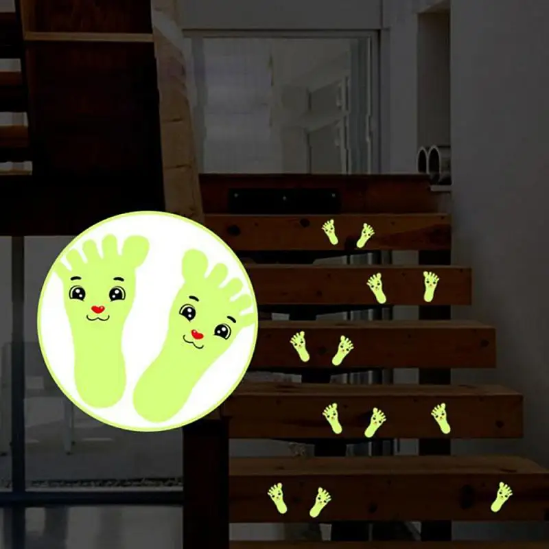 Creative Practical Home Decorations a Pair Of Cute Footprints Luminous Floor Stickers | Дом и сад