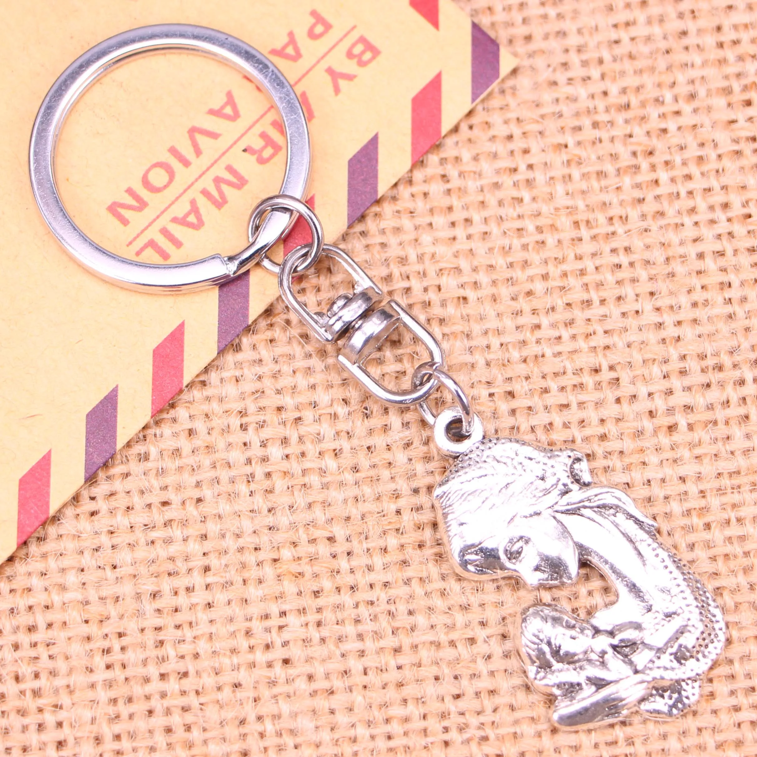 New Fashion Keychain 37*20 mm mother hold son Pendants DIY Men Jewelry Car Key Chain Ring Holder Souvenir For Gift | Украшения и