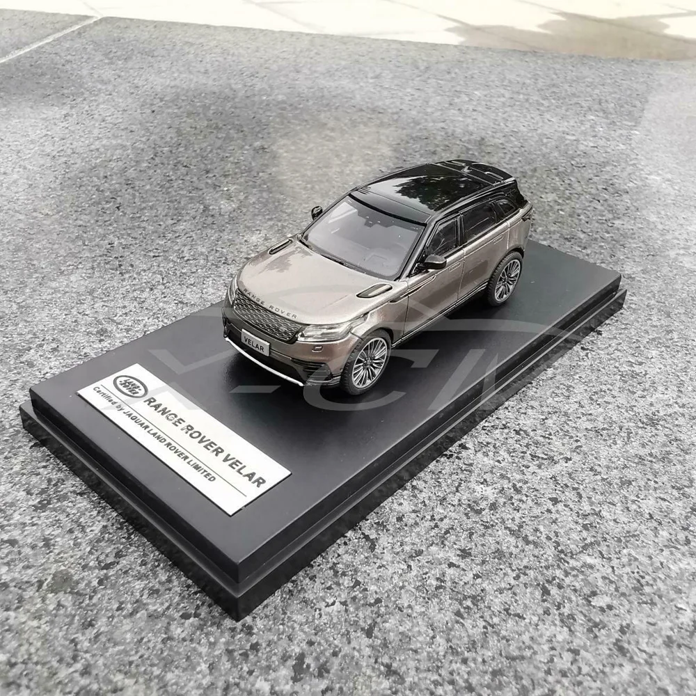 Car Model LCD Models Range Rover Velar 1:64 3 pcs(Black, Grey, Brown)+ GIFT