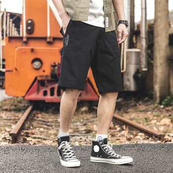 

2020 new fashion popular solid color men's casual cool big pocket tooling wind 5 points shorts 973