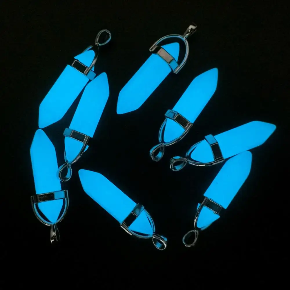 50 PCS Luminous Natural Stone Quartz Moonstone Necklace Pendant Glow in Dark Women's Jewelry Gem Stone Female Choker Pendants 2