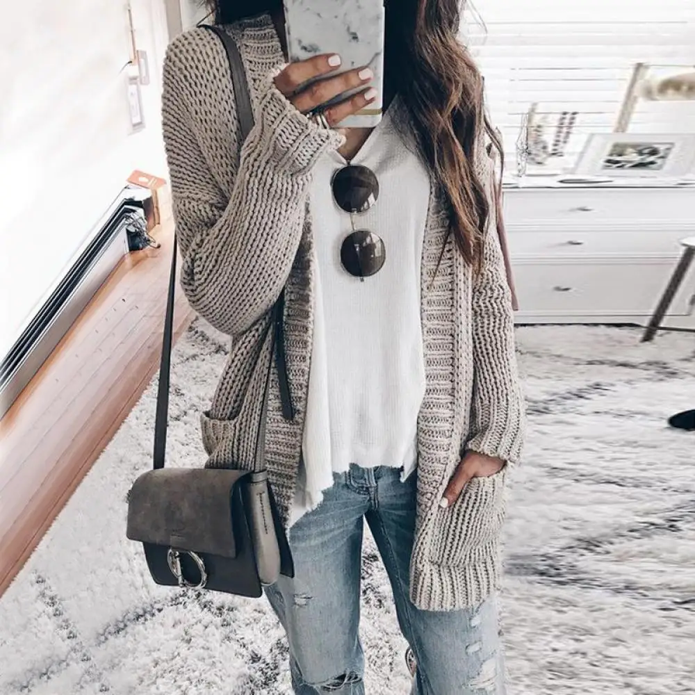 

2020 Autumn New Knitted Sweater Women Warm Casual Long Sleeve Cardigan Style The Retro Solid Color V-neck Knitted