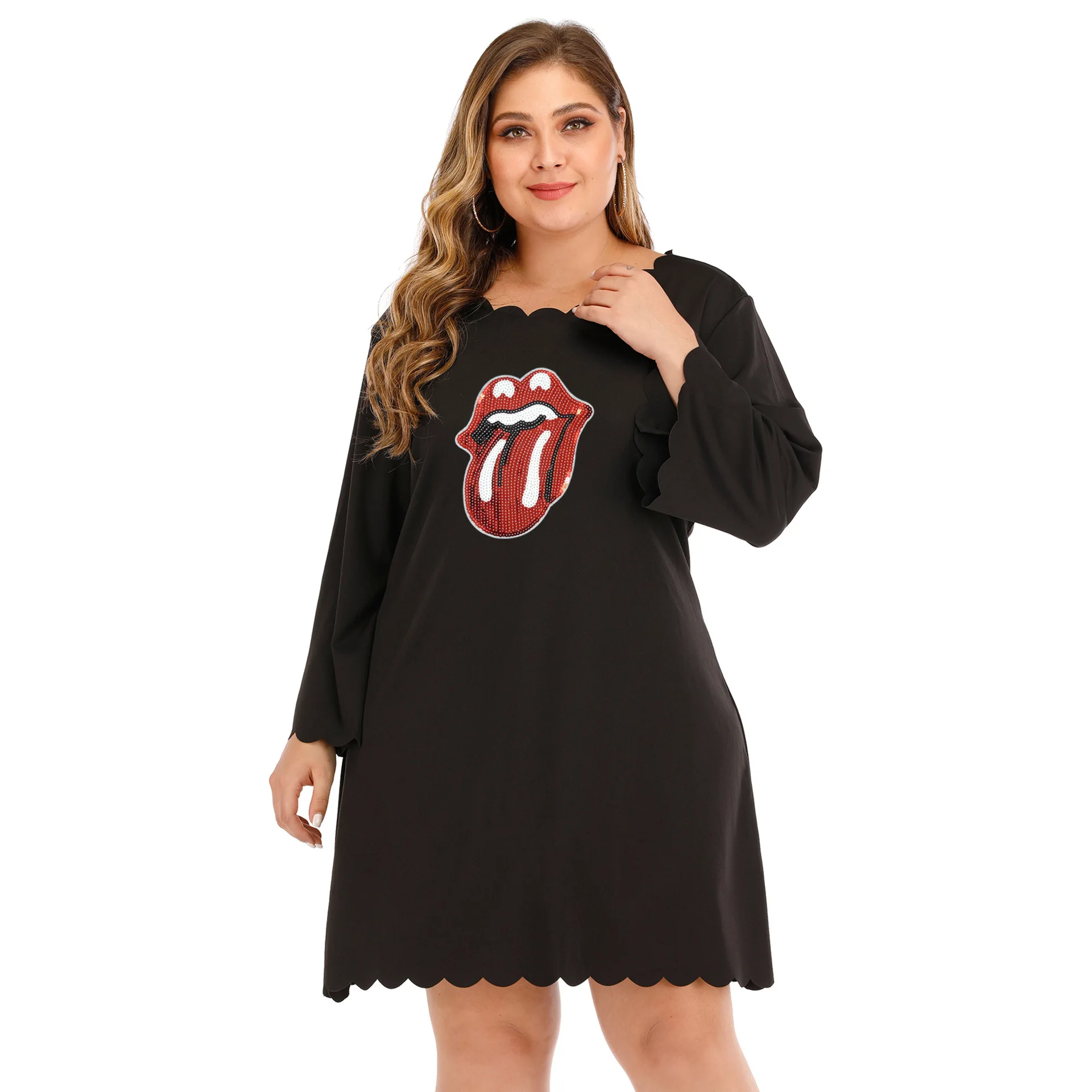 Large Size Dress Scalloped-Edge Sequin Lips Embroidery Pattern Loose-Fit Casual Dress Women's 191137