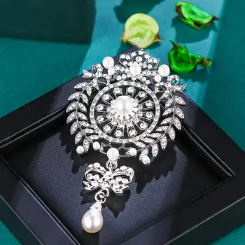 

Tuliper Leaf Bowknot Bridal Brooch Pin Pendant Flower Copper Zircon Pearl Brooch For Women Party Jewelry Gift