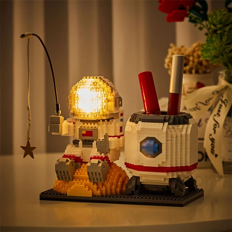 Led Night Light Kit Astronaut Mini Building Blocks DIY Lights Astronauts Figurine Decorative Bedside Lamp Best Gifts for Kids