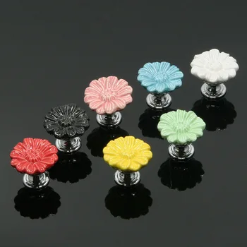 

Classic Ceramic Single Handle Garden Wild Chrysanthemum Knob and Pull Bedroom Drawer Round Single Cartoon Knobs