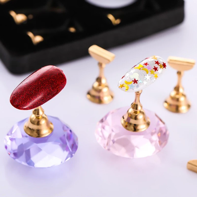 Crystal Nail Art Display Showing Shelf Nail Holder Magnetic False Nail Tip Practice Stand Holder Base Alloy Holder Manicure Tool