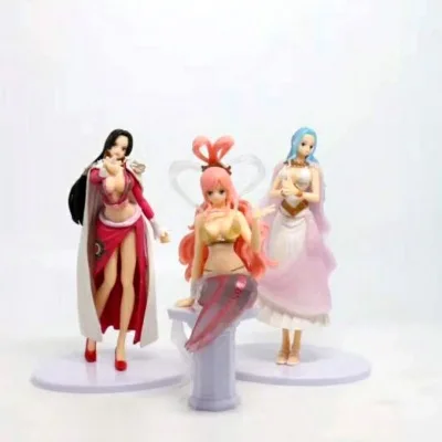 

One Piece/One Piece Modeling King Photo Home Female Emperor Weiwei White Star Princess Garage Kit Candy Toy Crane Machine Doll