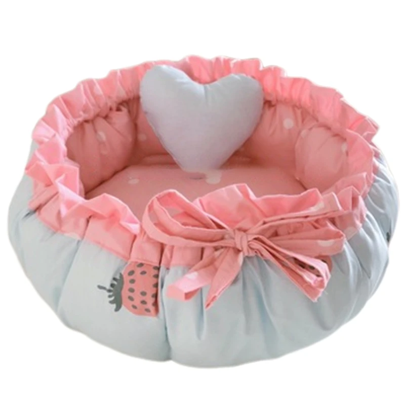 Princess Style Sweety Pet Dog Bed Cat House Cushion Kennel Pens Sofa with Pillow Warm Sleeping Bag-Strawberry-S | Дом и сад