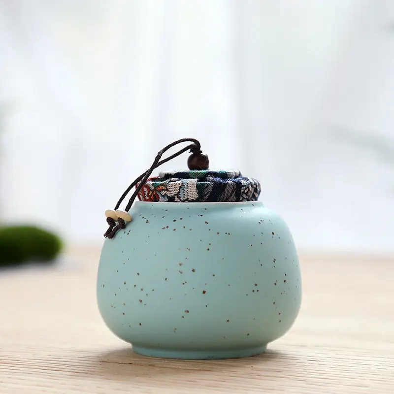 mantianxing tianlan Small Kitchen Tea Storge Jar Traditional Chinese Tea Box Porcelain Pu'er Tea Cans Ceramic Sealed Spieces Canister Office Teaware - Цвет: mantianxing tianlan