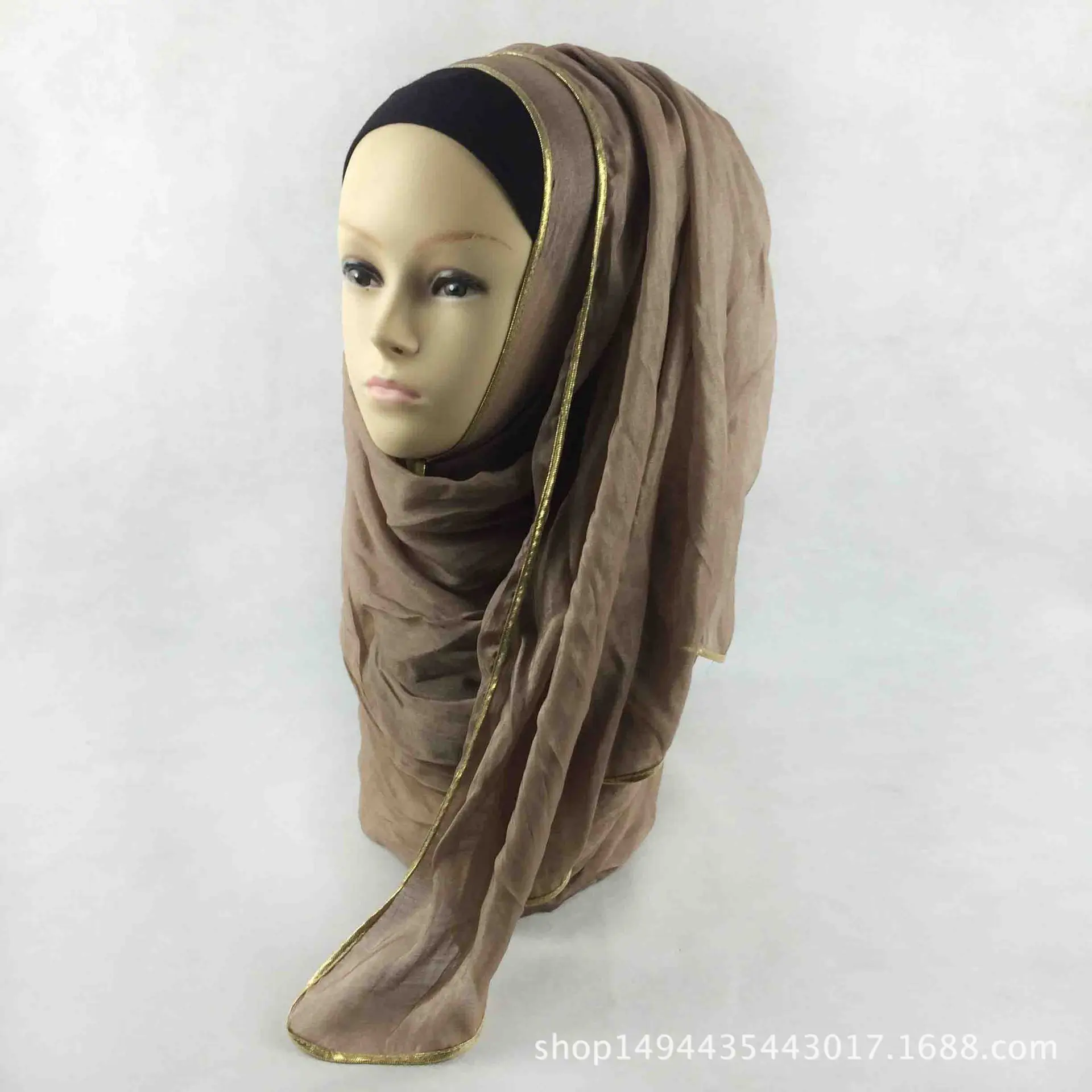 

Currently Available Wholesale Muslim Solid Color bright yarn mian Headscarf Bag Phnom Penh Scarf Sun-resistant Shawl Malaysia