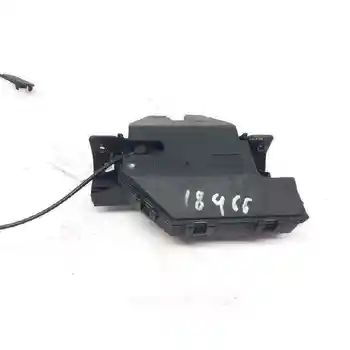

8196401 TRUNK LOCK/PORTON BMW 1 SERIES SALOON (E81/E87)