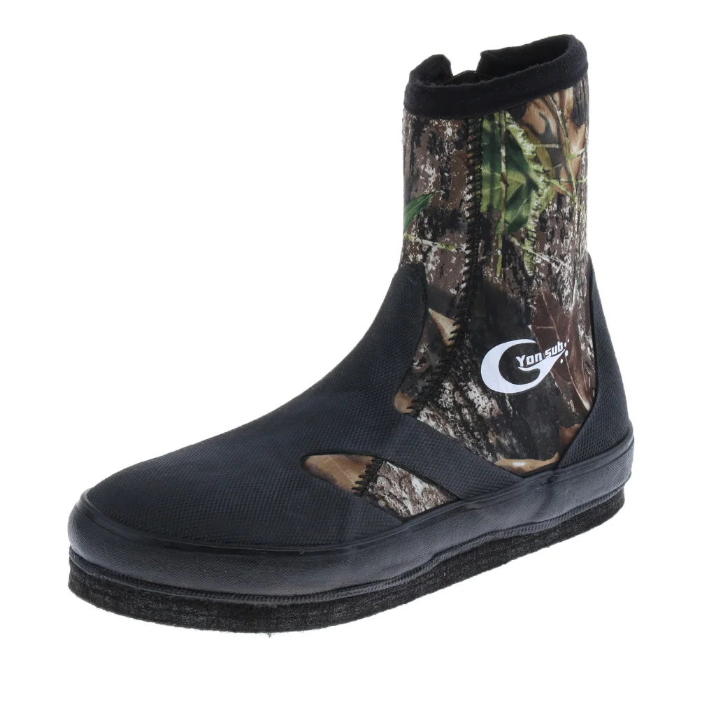 Non-slip Fishing Boots Shoes with Nails Spikes Waterproof Waders Outdoor River Tracing Diving Snorkeling Boots Shoes Camo