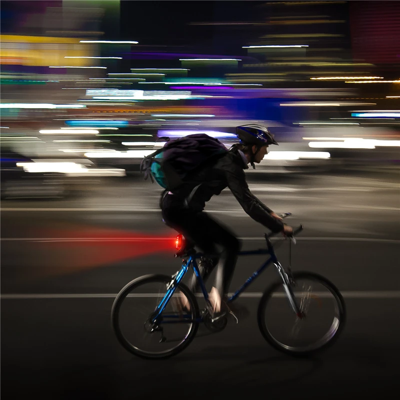WEST BIKING велосипедный светильник зарядка через usb тормозной сенсор хвост светильник светодиодный вспышка светильник Водонепроницаемый интеллигентая(ый) индукции велосипед задний фонарь