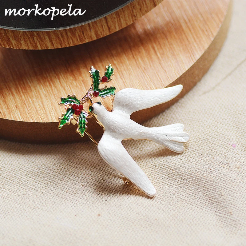 

Morkopela Pigeons Enamel Pin Dove of peace Brooches And Pins Jewelry Scarf Clip Bird Rhinestone Banquet Brooch Jewelry