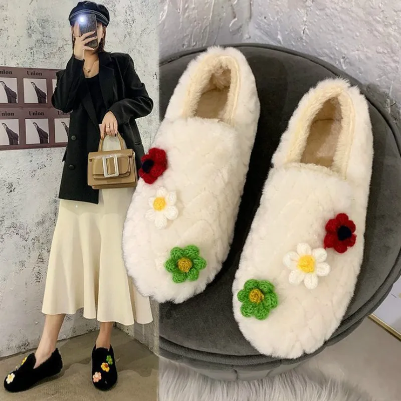 

The new Casual Explosion Plush Cotton Shoes Flower Slip-On Round Toe Winter Fairy wind Shallow Comfortable Non-slip Breathable