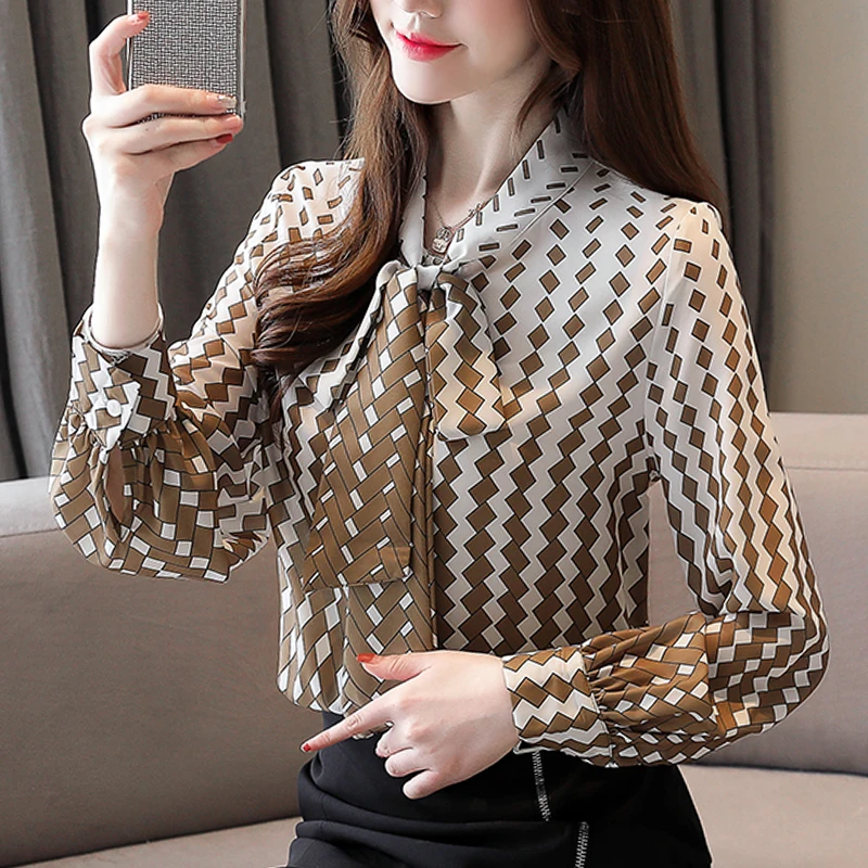  Autumn blouse women 2019 ladies tops bow printing chiffon blouse button Plaid long sleeve shirts bl