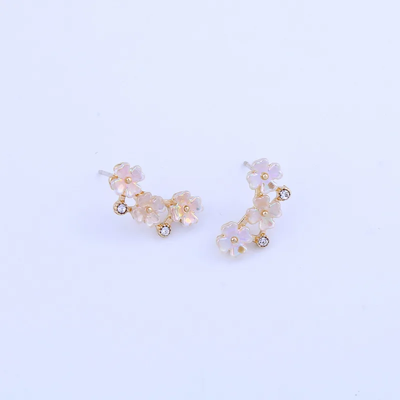 

Korean version of 925 sterling silver earrings Sen simple simple acrylic flower earrings new temperament earrings