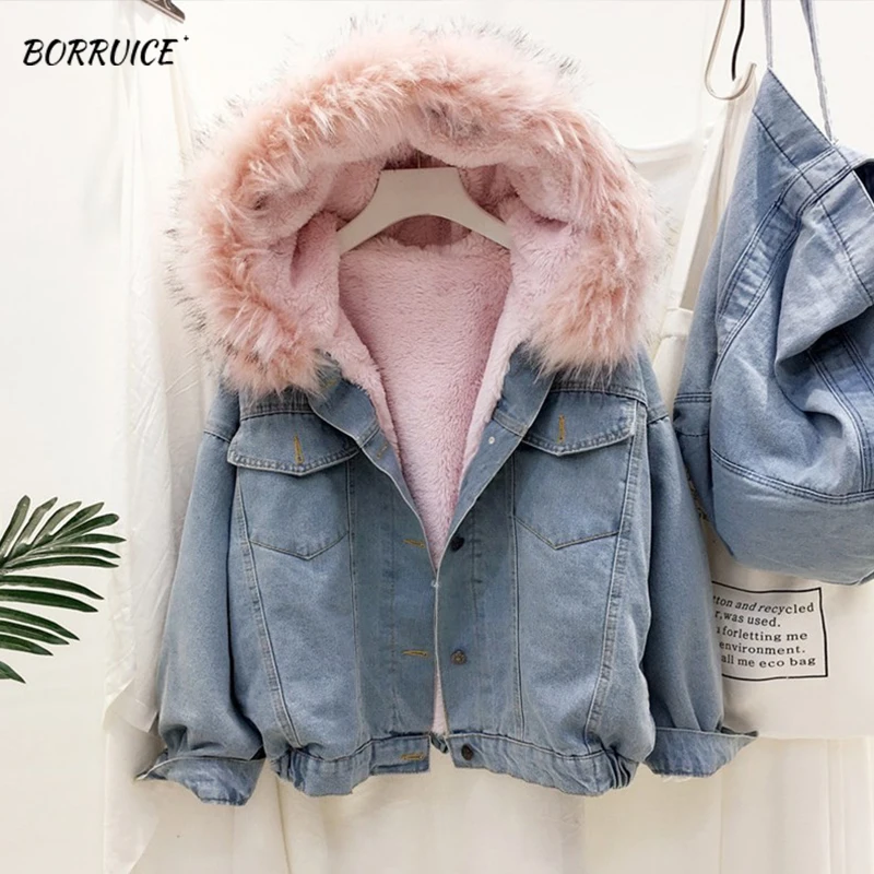 

2019Denim Jacket Fashion Warm Women's Winter Motorcycle Velvet Jacket Short Lapels Fur Thick Korean Version Plus Velvet Jacket