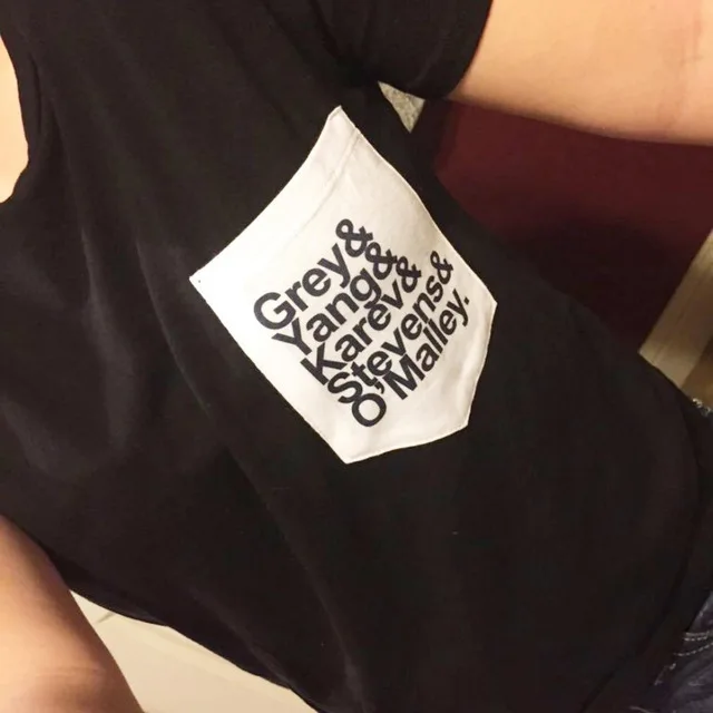 

Grey Yang Grey Crewneck Pocket Print T Shirt Women Short Sleeve O Neck Loose Tshirt 2020 Summer Fashion Women Tee Shirt Tops