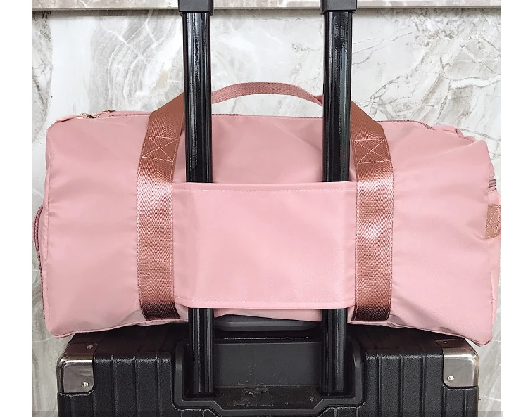 Женская тренировочная сумка с регулируемым ремешком для хранения, водонепроницаемая сумка для фитнеса и путешествий, нейлоновая спортивная сумка для йоги и спортзала