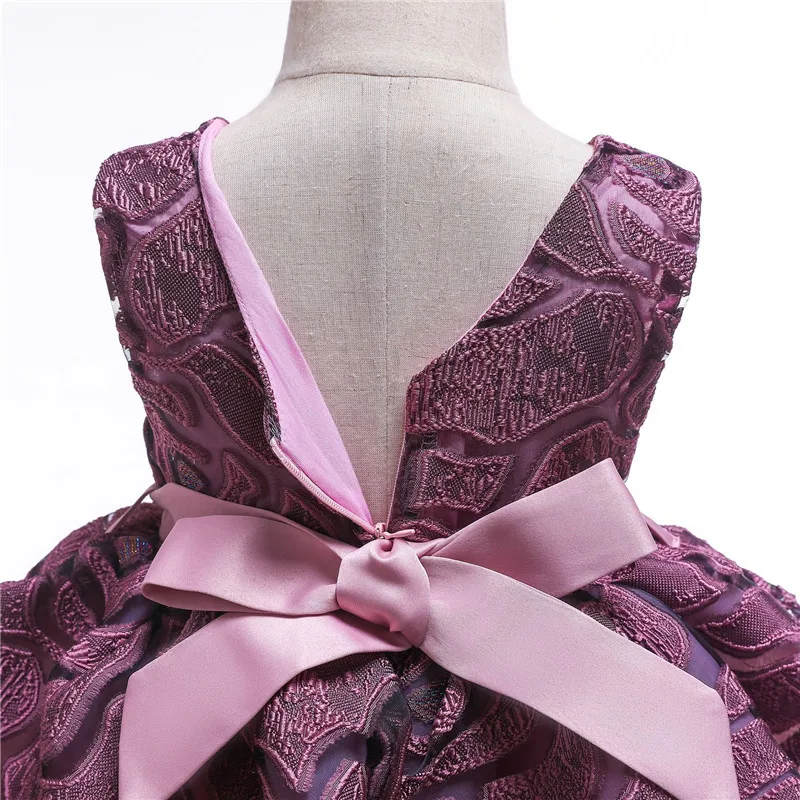 10833382787_655484822