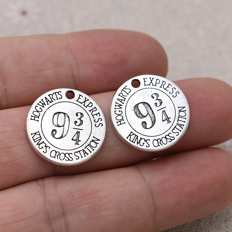 10PCS Antique Silver Plated Kings Cross Station Charms Pendants for Jewelry Making Bracelet DIY Accessories Craft Handmade | Украшения и