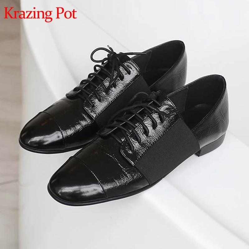 

Krazing Pot full grain leather lace up vintage Autumn season low heels round toe European designer elegant lady cozy pumps L67
