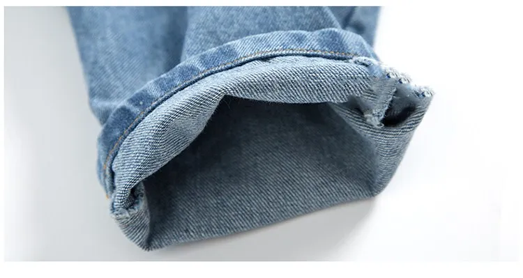 13739428902_1639258795