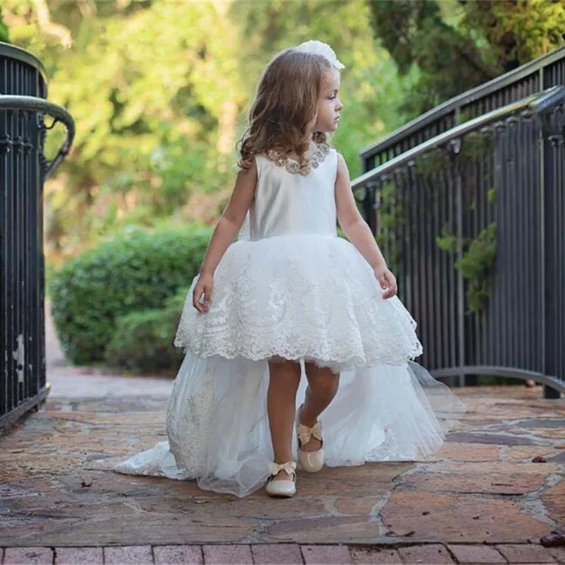 80y High Low Flower Girl Dresses Crystals Rhinestones V-neck with Lace Long Train for Kids Birthday Party