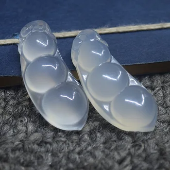 

Agate Fortune Bean Pendant