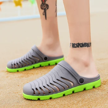 

2020 Outdoor Casual Walking Beach Flip Flops Casual Men Shoes Non-slip Jelly Summer Water Flats Breathable Massage Hole Shoes