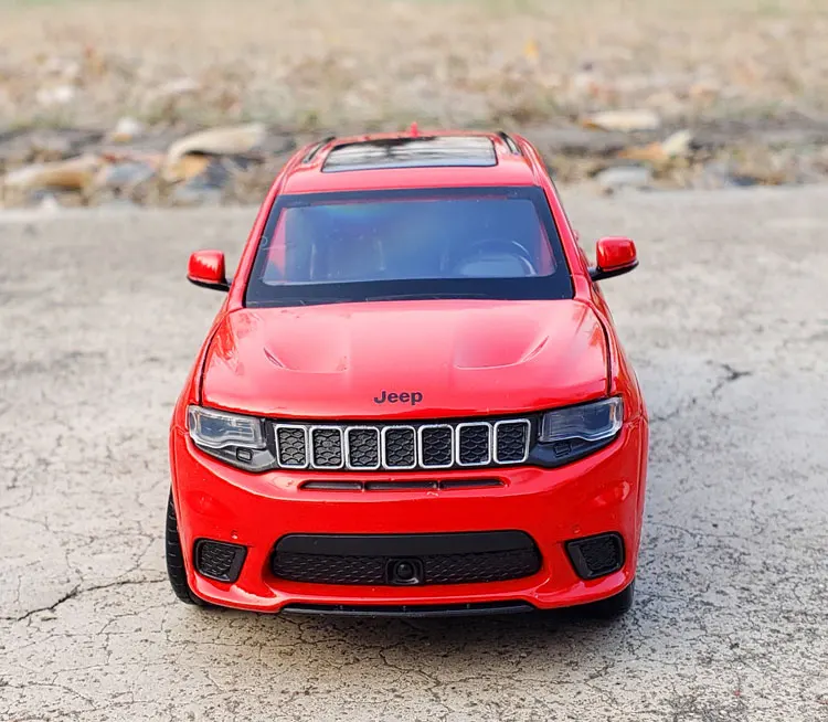 Jkm-carrinho de Brinquedo Preto e Vermelho com Som e Luz Metal e Plástico Modelo Miniatura Jeep Grand Cherokee Agasalho Ajustável Branco 9 com som e luz, metal e plástico