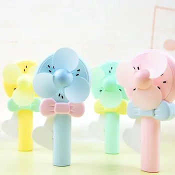 

Cute Manual Hand Press Lollipop Shape Mini Fan Birthday Party Favor Kids 1Pcs Handheld Portable game gifts