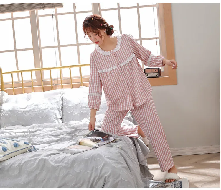 12220807306_110882744