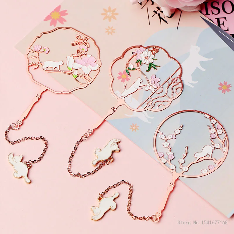 

Cat and Flower Chinese Style Forbidden City Cultural and Creative Group Fan Bookmarks, Best Friends Souvenirs, Family Decoration