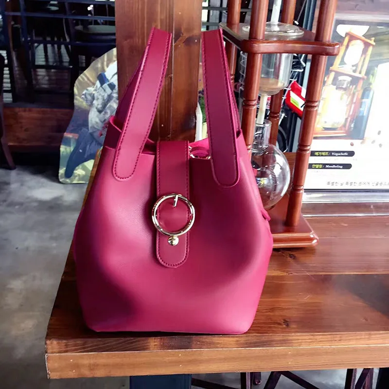 

Autumn And Winter New Style Faux Leather Hand Bucket Bag Europe And America Style Popular Brand Shoulder Bag/ Hand Bag Belt Buck