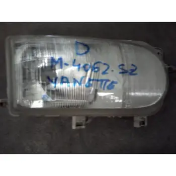 

698330 Right headlight Nissan Vanette Cargo 2.3 Diesels