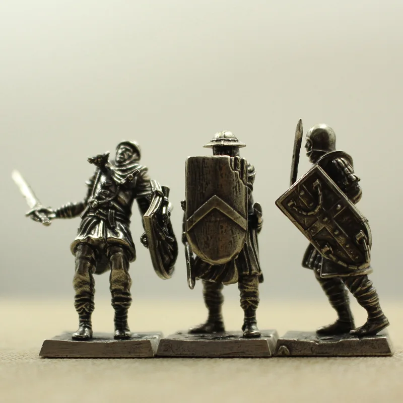 European Medieval Legionnaire Shield Soldiers Figurines