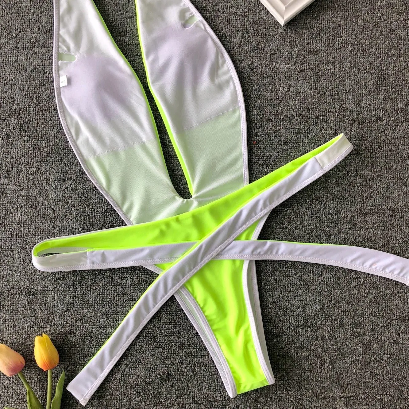 Повязки Лето Сексуальная боди Для женщин с v-образным вырезом костюм с открытой спиной, на бретельках пляжное Тощий Лоскутная облегающий