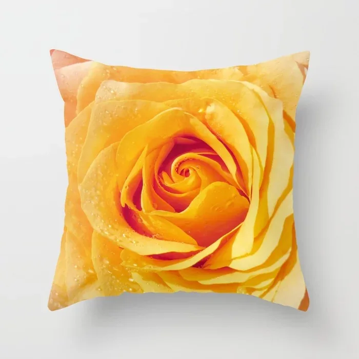 gold-rose-bud-yellow-roses-and