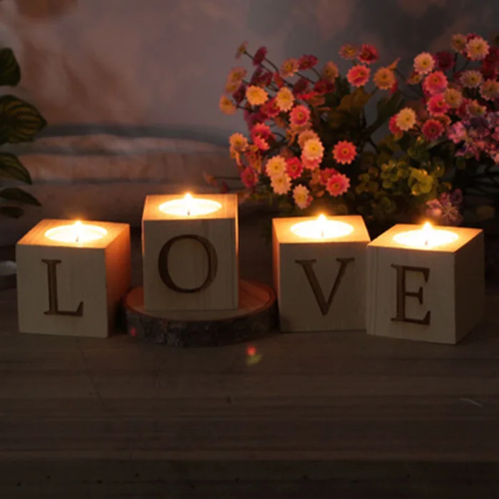 Economical 4pcs Romantic Gift Love Pattern Wedding Candlestick Pine Wood Bar Dining Room Home Decoration ds99