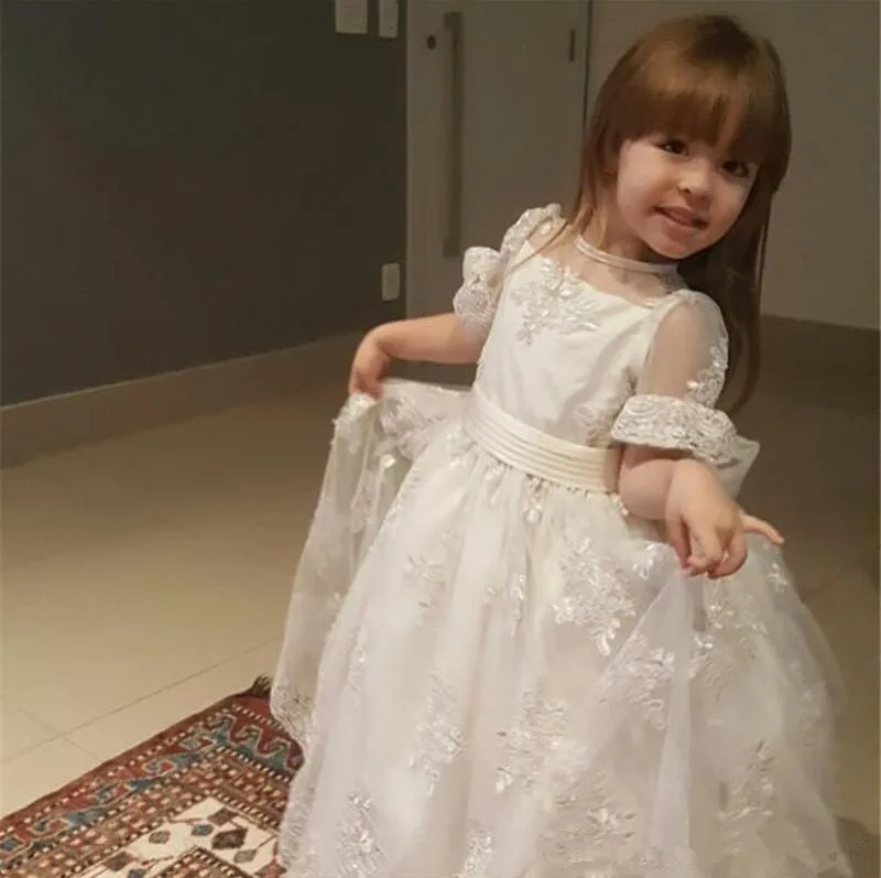 2019-lovely-poet-short-sleeve-flower-girl-dresses-princess-a-line-crew-neck-sheer-back-appliques-kids-formal-pagenat-gowns-with-bow-sash (2)_副本