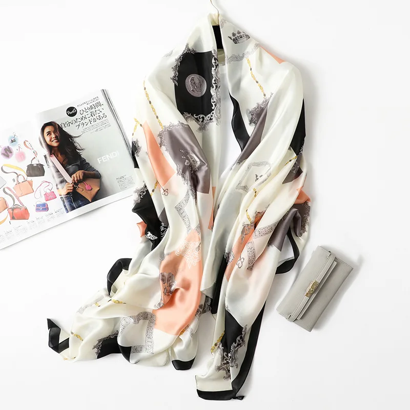 9474646087_2070773686