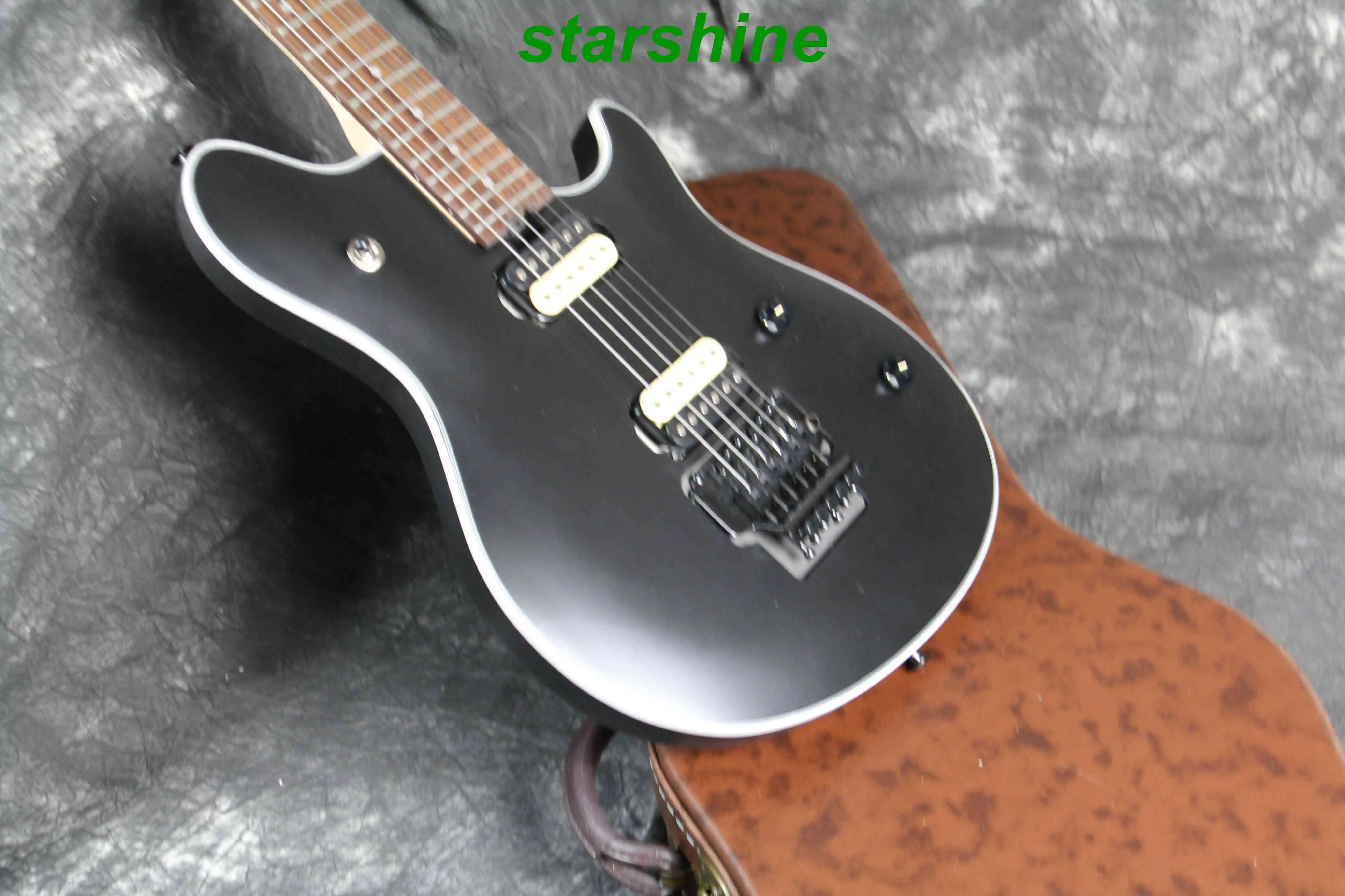 

Quality matt black finish electric guitar music sound hh pickups tremolo bridge guitar guitarra maple neck