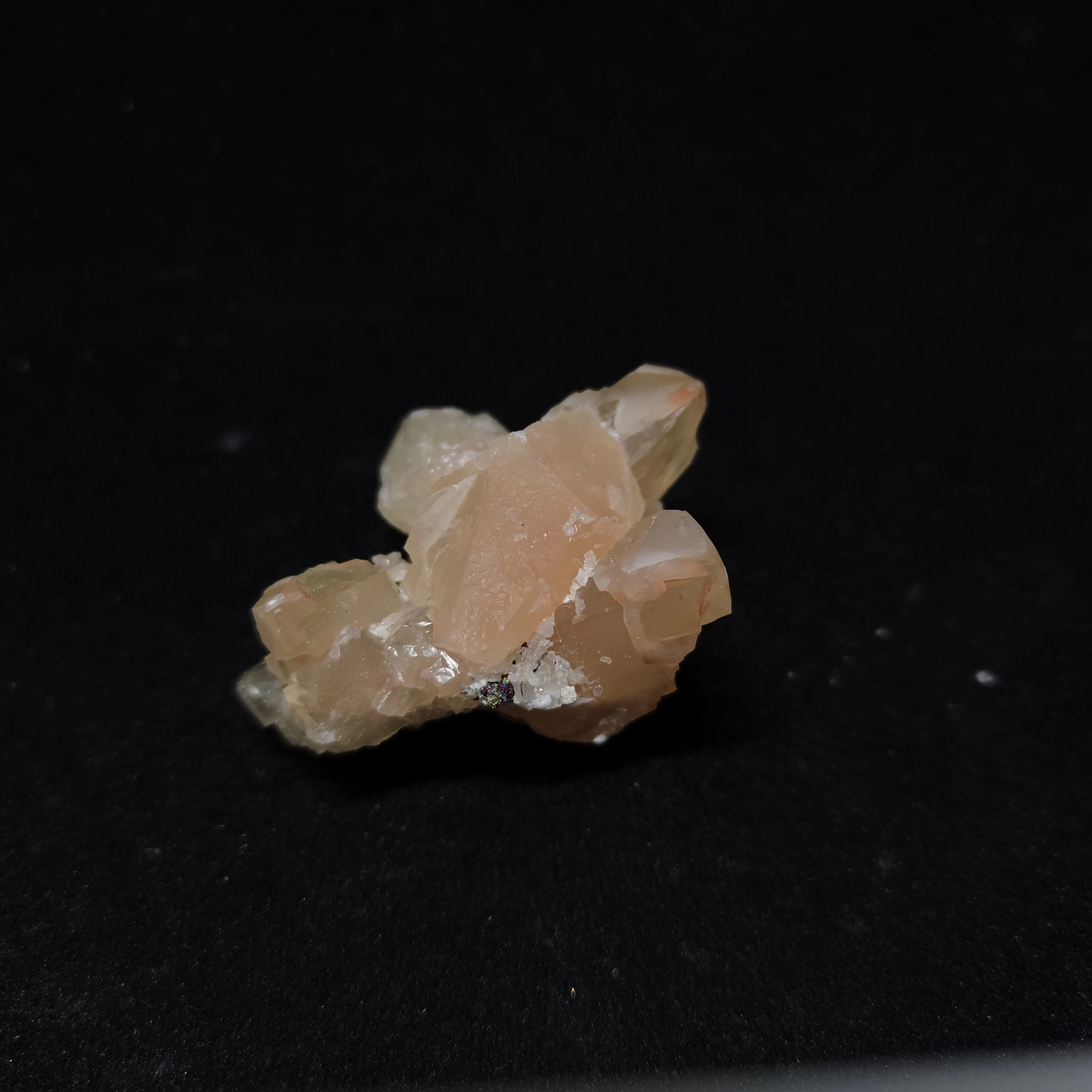 

31.3gMineral samples of natural pink calcite and pyrite Association