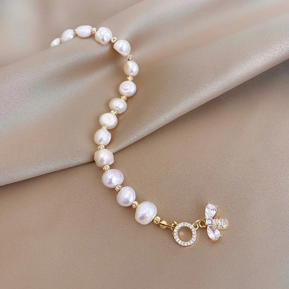 Pearl String Bracelet For Woman Zircon Bee Pendant Jewelry